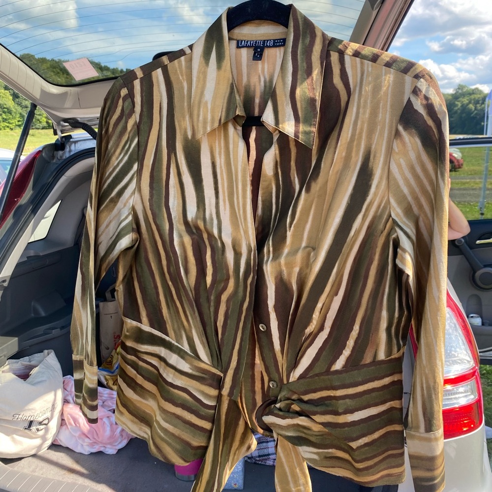NWT button down and belt closure top